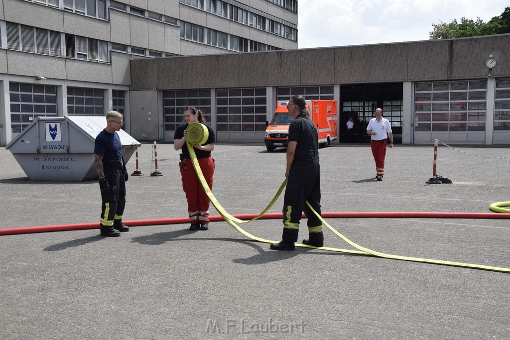 Feuer 2 Koeln Weidenpesch Scheibenstr Feuerwache 5 P20.JPG - Miklos Laubert